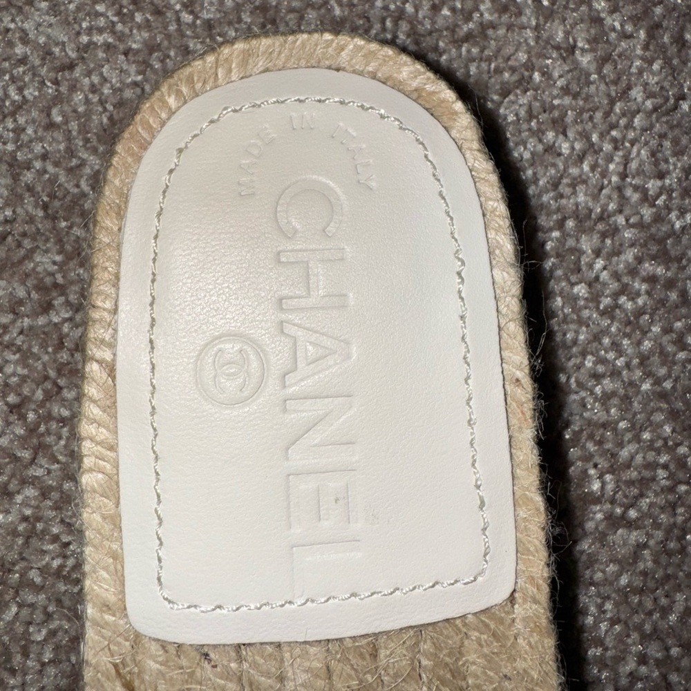 CHANEL Cream Espadrilles with Gold Accents - Picture 3 of 8